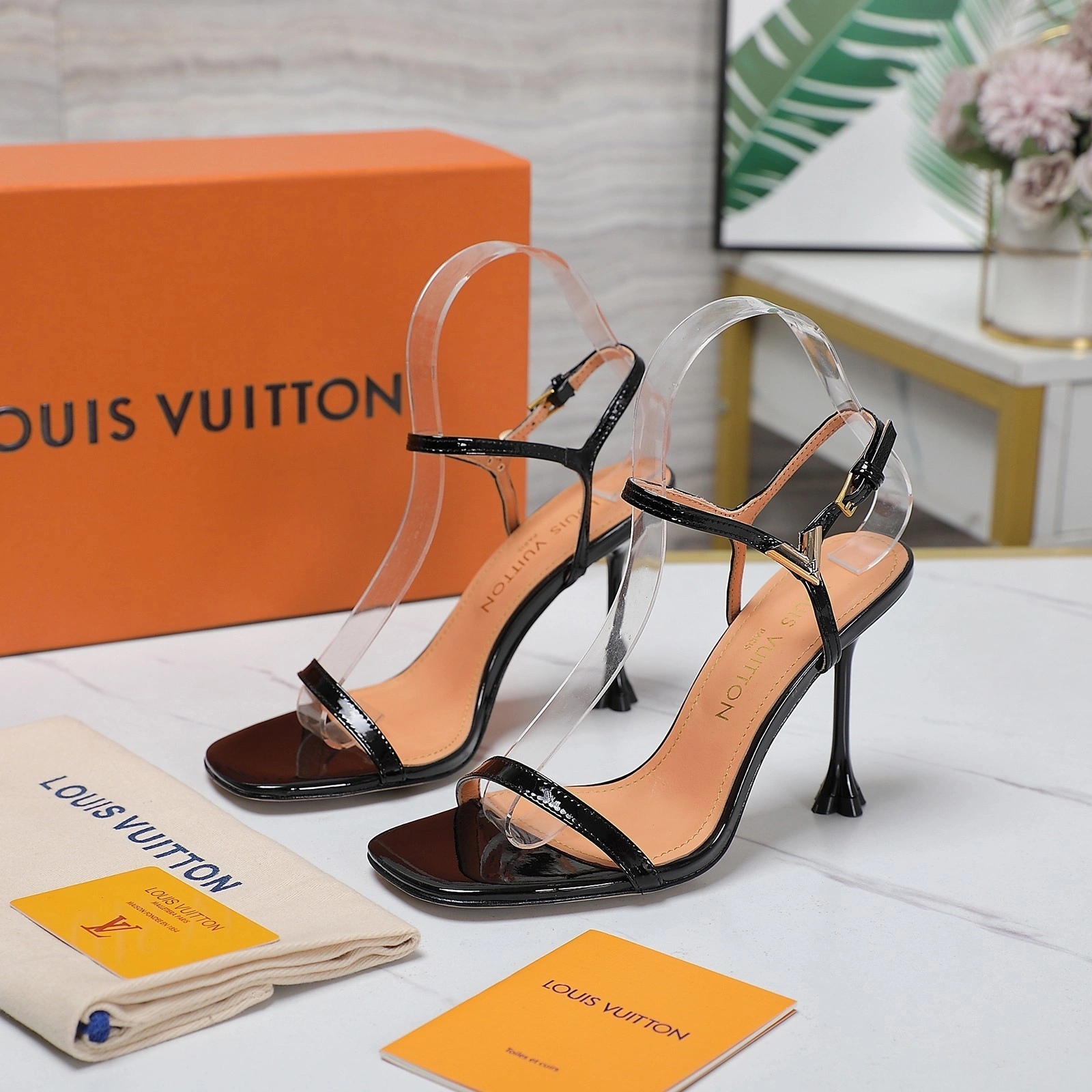 COCO-- 8V 1AC8BS Heel height：9.5CM sheepskin item:D-X158L1917